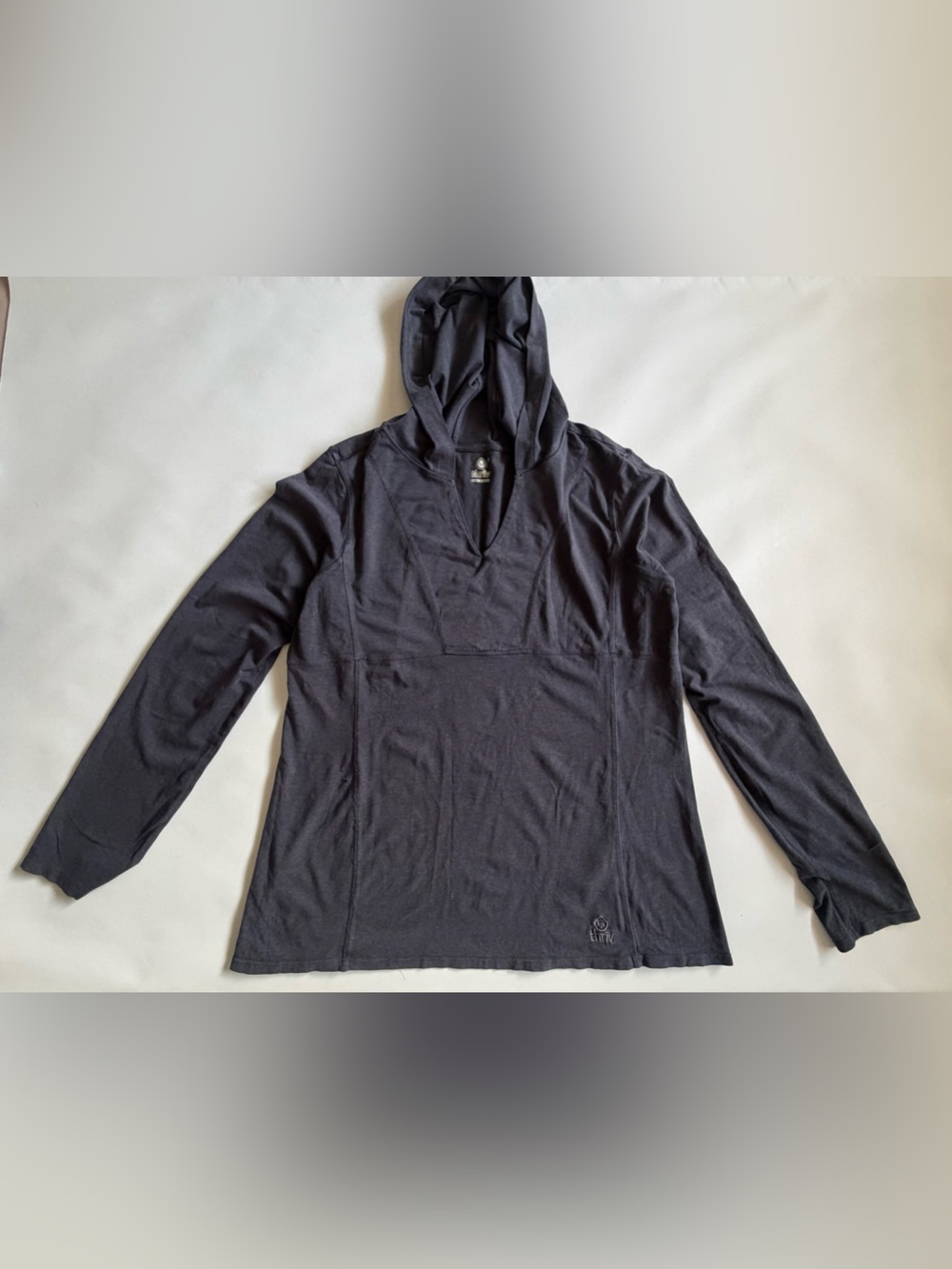 Thriv Black Hooded Pullover Size L Long Sleeve Athletic Activewear